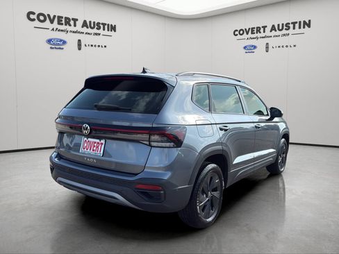 Used 2025 Volkswagen Taos S w/ Taos MDO Package FWD image 5