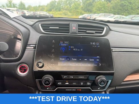 Used 2021 Honda CR-V Touring image 12