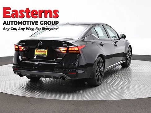 Used 2022 Nissan Altima 2.0 SR image 5