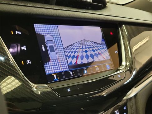 New 2025 Cadillac XT6 Sport w/ Technology Package image 18