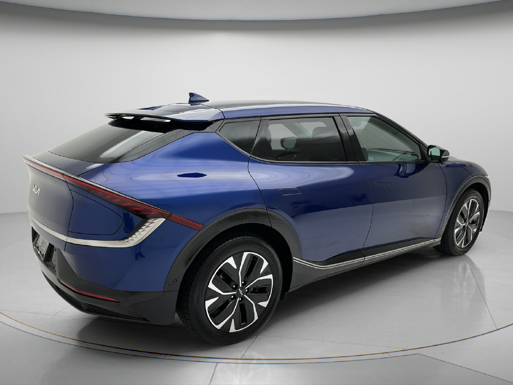 Used 2024 Kia EV6 Wind w/ Wind Technology Package AWD/4WD image 5