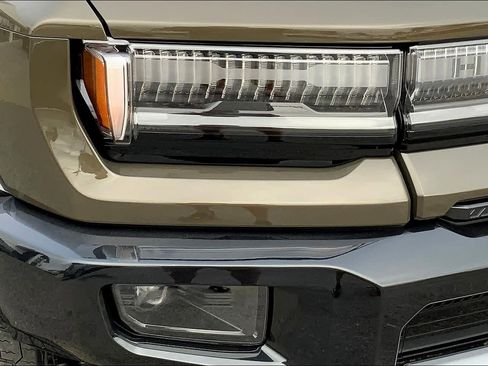 New 2025 GMC Hummer EV 2X image 13