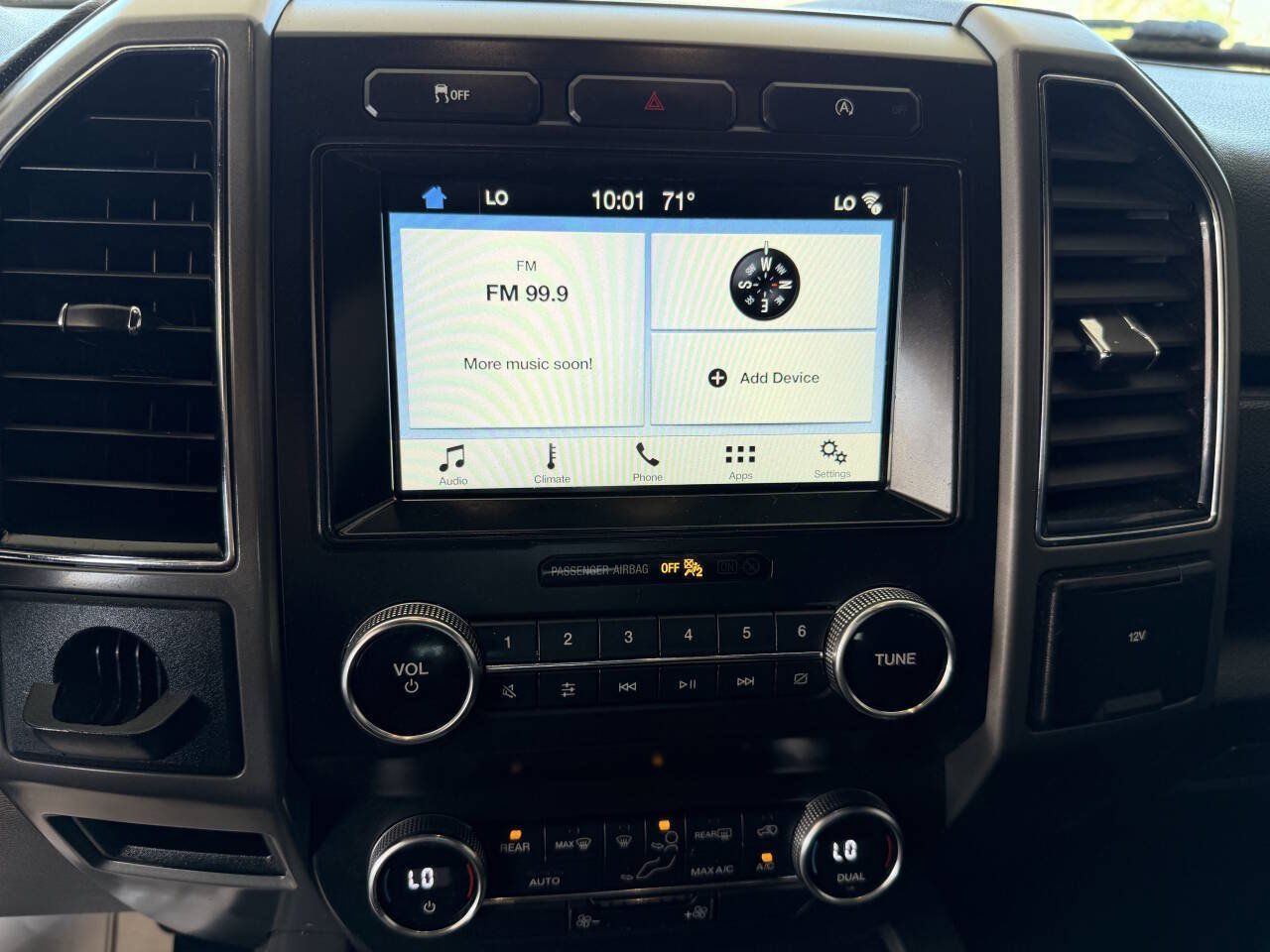 Used 2019 Ford Expedition XLT RWD image 9