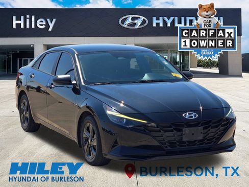 Used 2023 Hyundai Elantra SEL FWD image 1