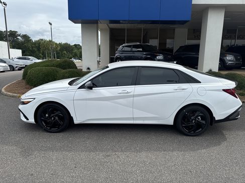 New 2026 Hyundai Elantra Sport FWD image 2
