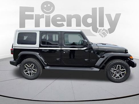 New 2026 Jeep Wrangler Unlimited Sahara w/ Whitecap Package AWD/4WD image 4