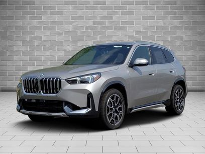 New 2025 BMW X1 xDrive28i w/ Premium Package