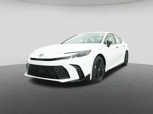 New 2026 Toyota Camry Hybrid image 32