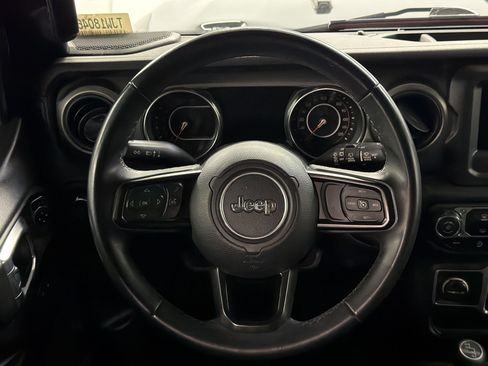 Used 2018 Jeep Wrangler Unlimited Sport S AWD/4WD image 11