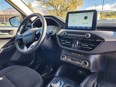 Used 2024 Ford Escape Active image 17