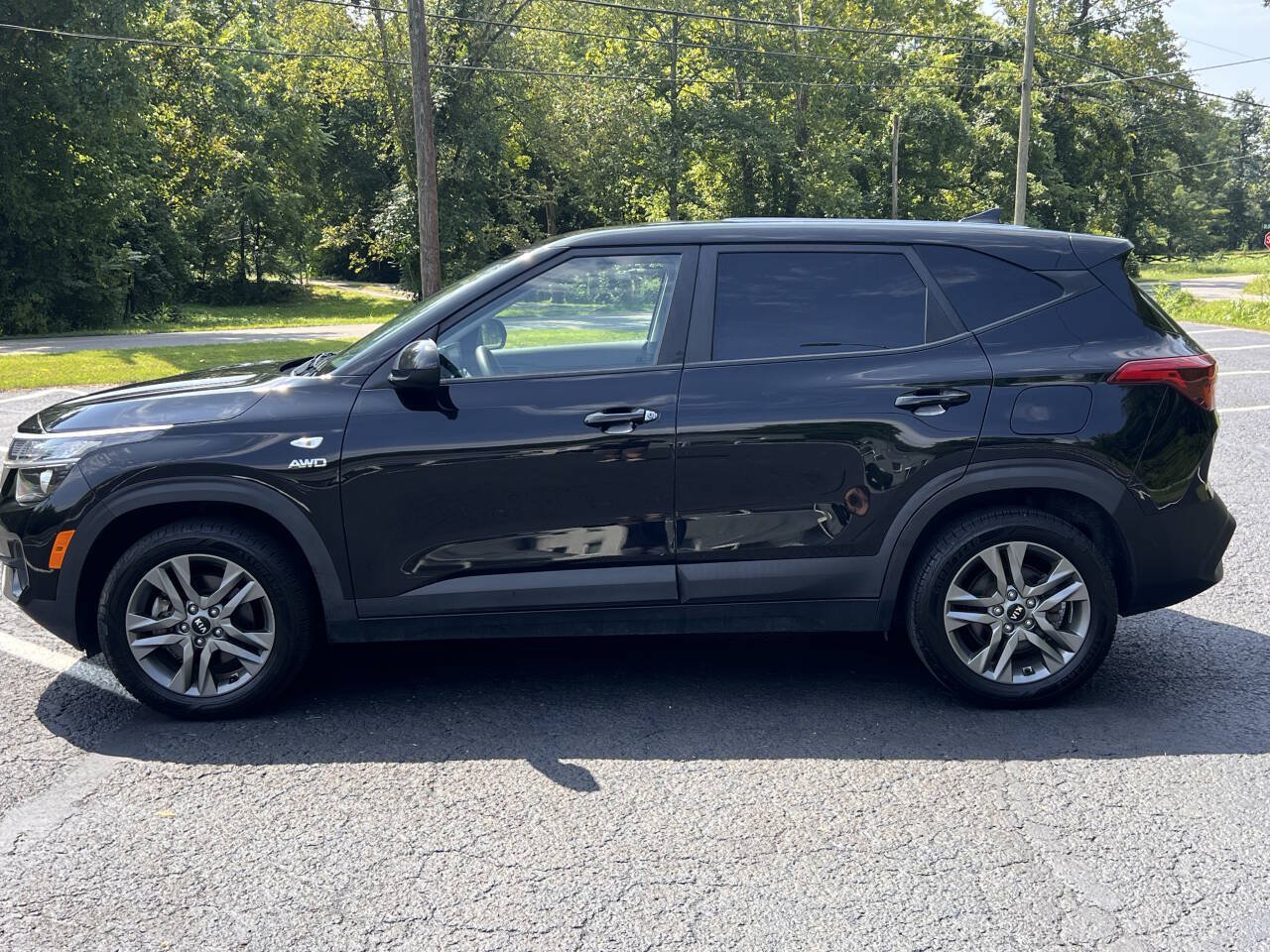 Used 2021 Kia Seltos LX AWD/4WD image 8