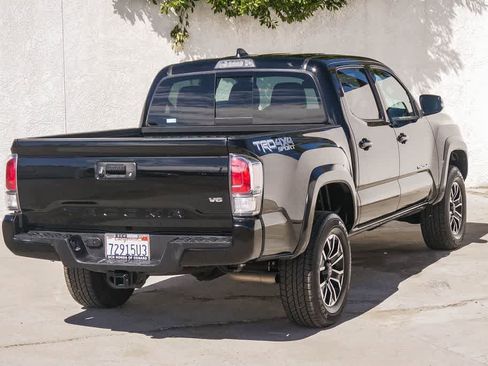 Used 2023 Toyota Tacoma TRD Sport image 7