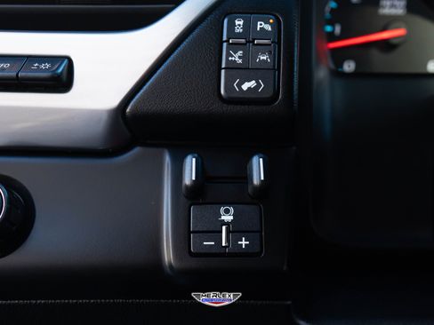 Used 2019 Chevrolet Tahoe Premier w/ Premier Plus Edition image 37