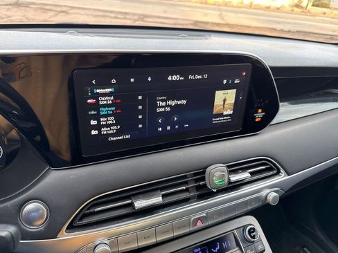 Used 2020 Hyundai Palisade Limited image 24