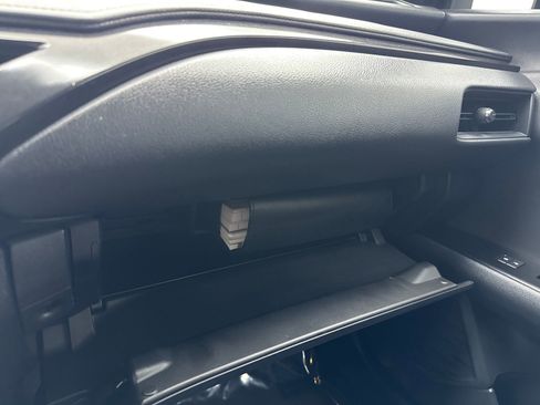 Used 2021 Lexus UX 200 w/ Accessory Package (Z2) FWD image 33