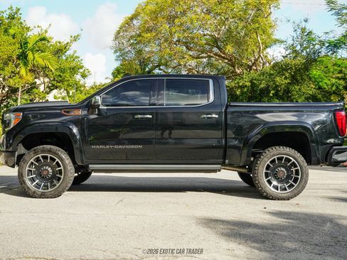 Used 2021 GMC Sierra 1500 SLT w/ SLT Premium Plus Package image 3