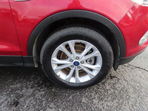 Used 2018 Ford Escape SE w/ SE Sync 3 Package image 10