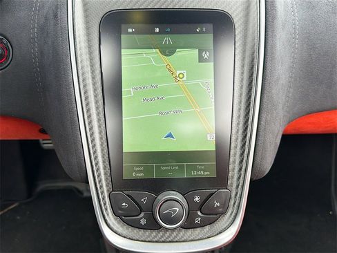 Used 2020 McLaren 600LT Spider image 29
