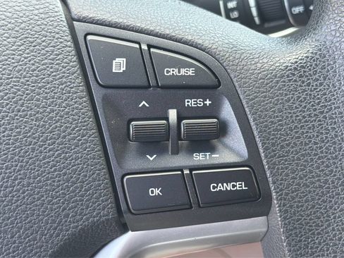 Used 2020 Hyundai Tucson Value AWD/4WD image 33