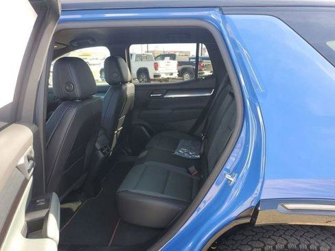 New 2026 GMC Terrain AT4 w/ Convenience Package III AWD/4WD image 8