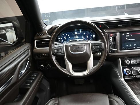Used 2022 GMC Yukon XL Denali RWD image 29