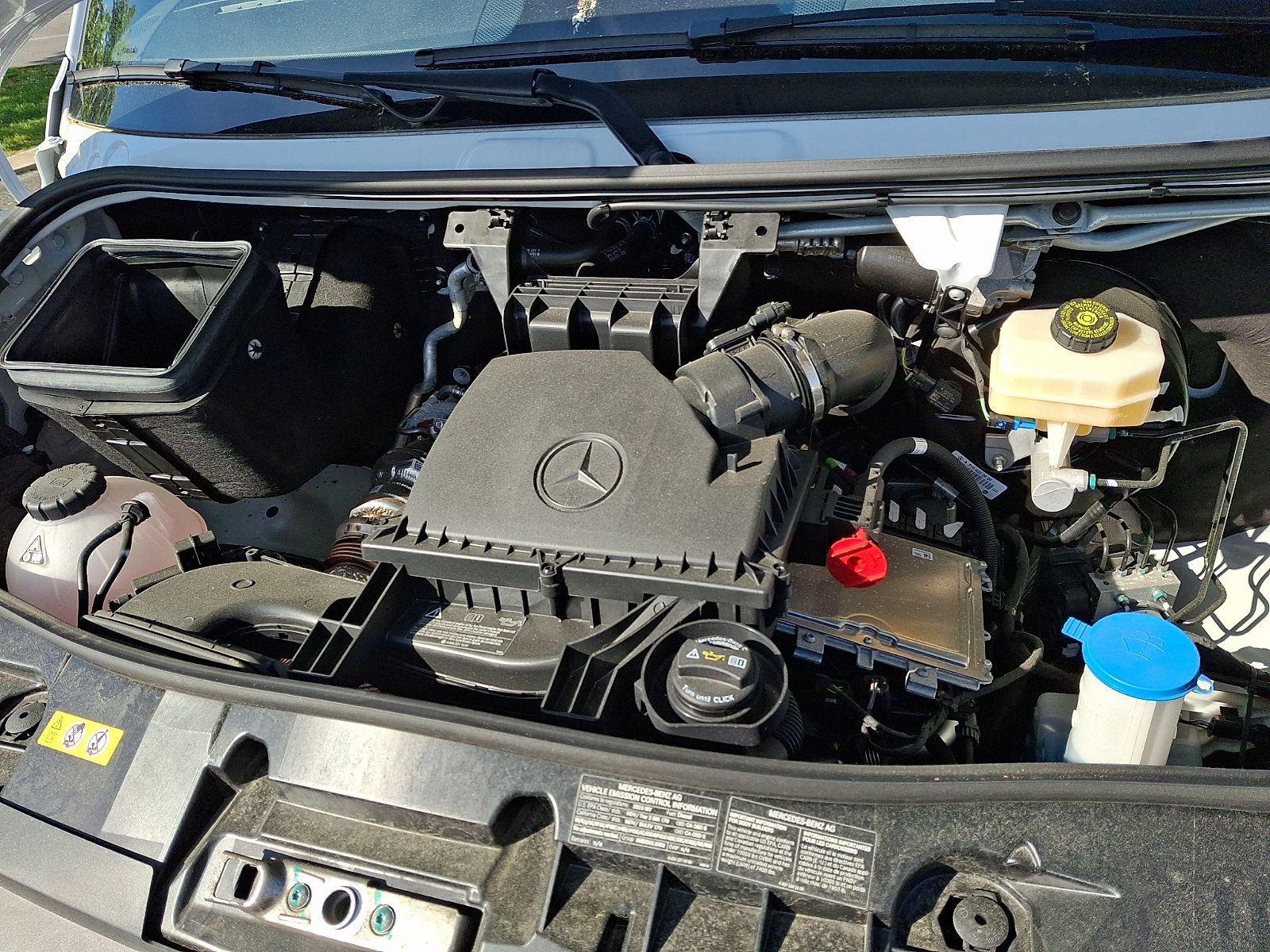 Used 2025 Mercedes-Benz Sprinter 2500 image 26