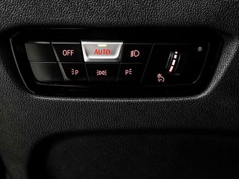 Used 2023 BMW M440i Coupe w/ Premium Package image 35