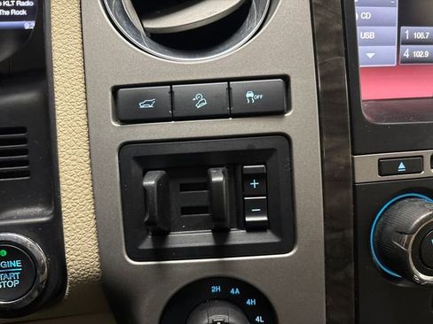 Used 2015 Ford Expedition Limited image 55
