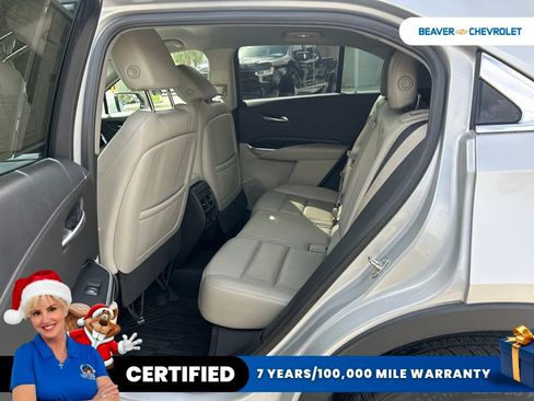 Used 2022 Cadillac XT4 Premium Luxury w/ Safety Alert Package image 6