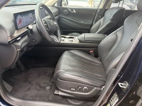 Used 2025 Genesis GV80 2.5T Advanced AWD/4WD image 4