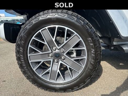 Used 2024 Jeep Wrangler High Altitude AWD/4WD image 14