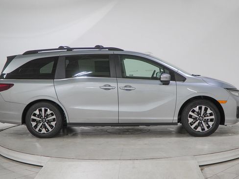 New 2026 Honda Odyssey EX-L image 14
