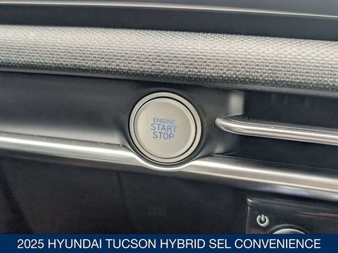 Certified 2025 Hyundai Tucson SEL AWD/4WD image 28