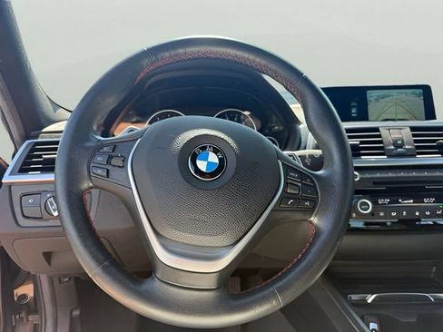 Used 2017 BMW 330i xDrive Sedan AWD/4WD image 13