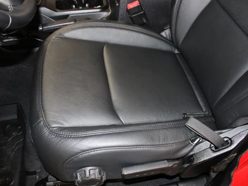 Used 2020 Jeep Wrangler Unlimited Sport S w/ Sun And Sound Package AWD/4WD image 13