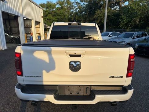 Used 2023 RAM 1500 Limited AWD/4WD image 9