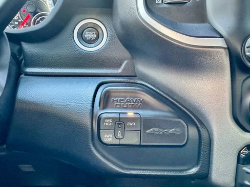 Used 2020 RAM 2500 Big Horn w/ Level 2 Equipment Group image 14