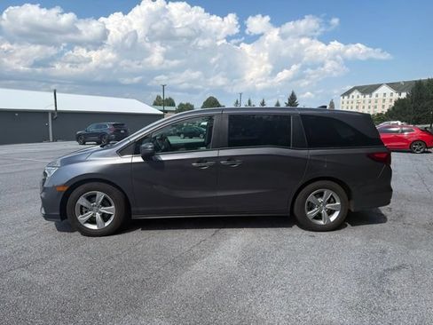 Used 2019 Honda Odyssey EX image 2