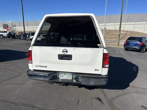 Used 2014 Nissan Titan SV image 4