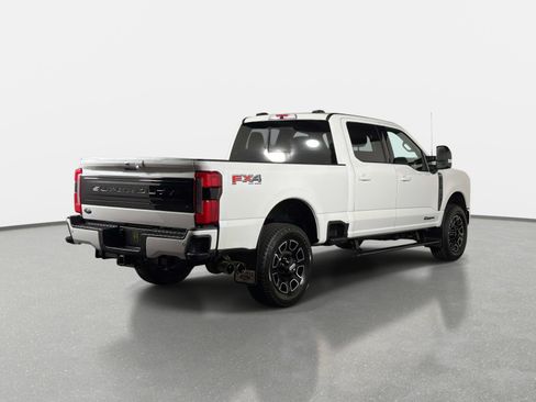 Used 2025 Ford F350 Platinum AWD/4WD image 3
