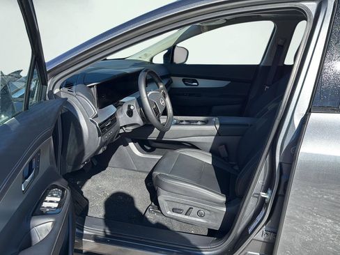 Used 2025 Nissan Murano SL image 17