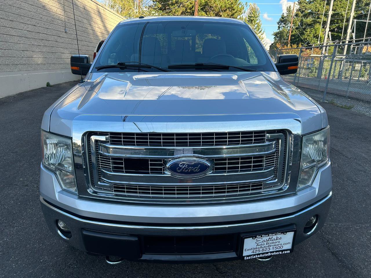 Used 2014 Ford F150 XLT w/ Equipment Group 302A Luxury AWD/4WD image 2