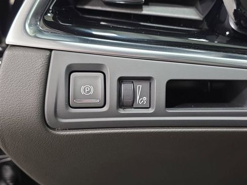 Certified 2024 Cadillac XT6 Sport image 23