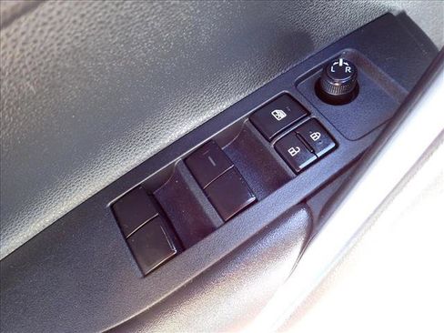Used 2024 Toyota Corolla Cross LE AWD/4WD image 12