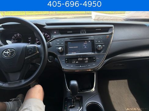 Used 2017 Toyota Avalon XLE FWD image 23