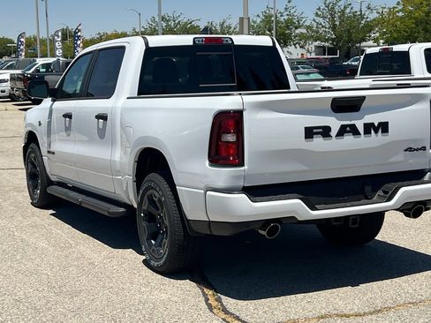 New 2026 RAM 1500 Express AWD/4WD image 5