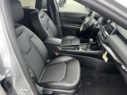 New 2026 Jeep Compass Latitude image 32