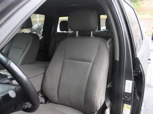 Used 2018 Ford F150 XLT w/ Equipment Group 302A Luxury AWD/4WD image 17