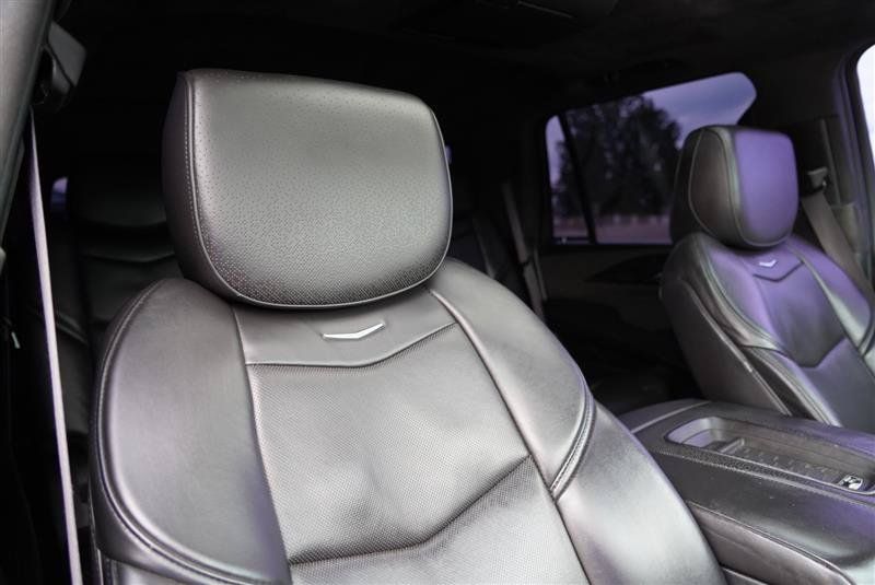 Used 2016 Cadillac Escalade Platinum AWD/4WD image 78