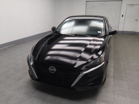 Used 2023 Nissan Altima 2.5 SV w/ SV Premium Package AWD/4WD image 15